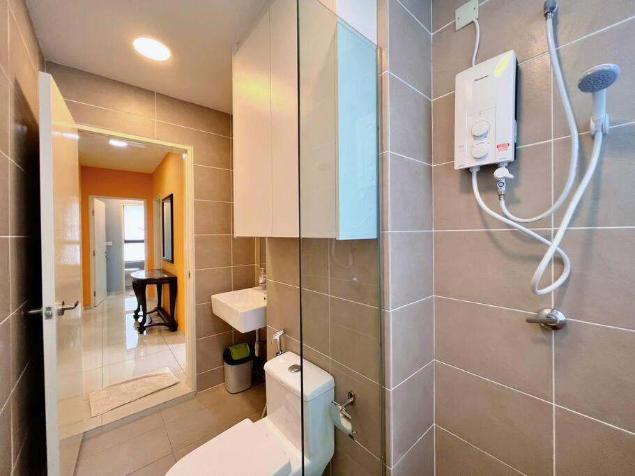Homely 2Br Heritage D'Sara @ Link To Mrt, Near Thomson Hospital & Sungai Buloh Hospital Exterior photo
