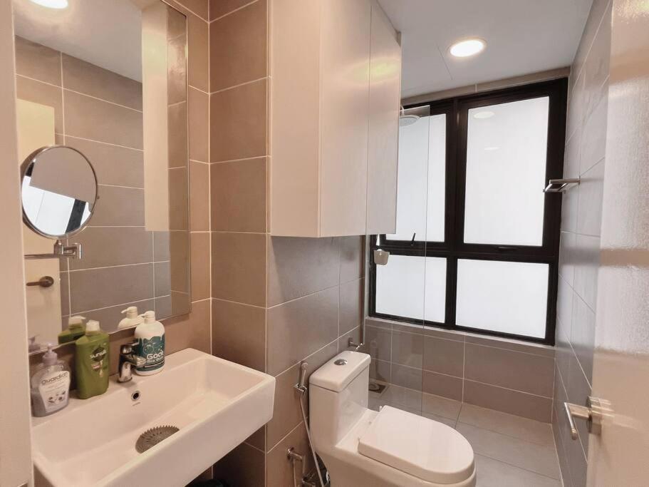 Homely 2Br Heritage D'Sara @ Link To Mrt, Near Thomson Hospital & Sungai Buloh Hospital Exterior photo